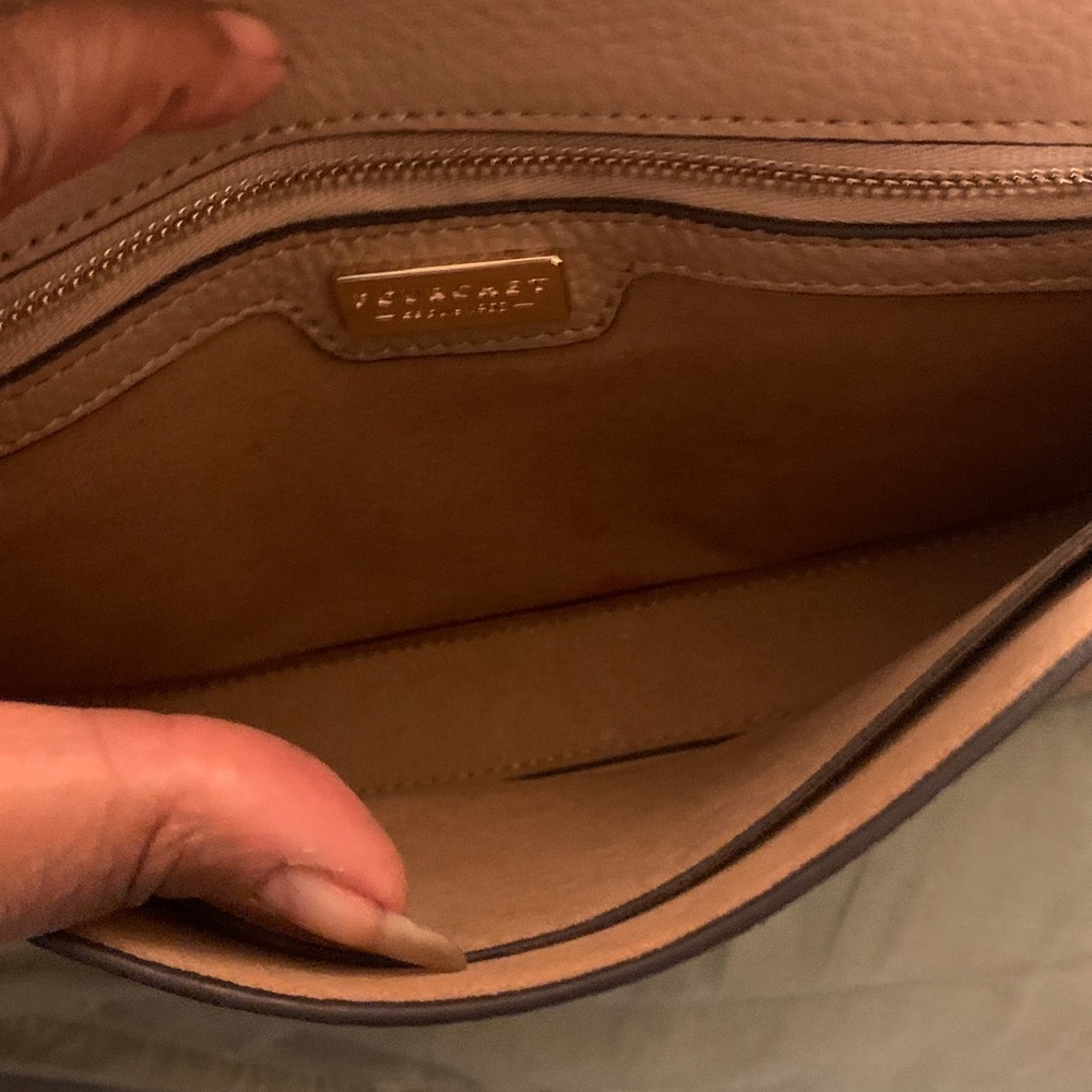 French Chic Tan Crossbody Bag - Picture 4 of 6